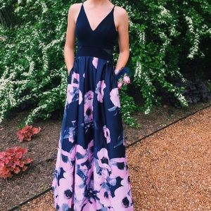 David’s Bridal Prom Dress size 2